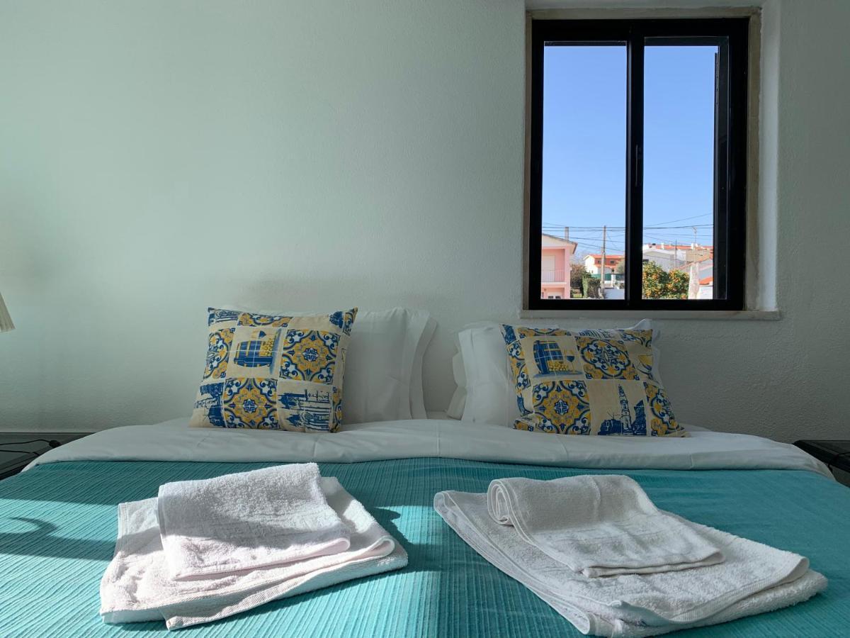 Manelisa Cascais Bed & Breakfast Room photo
