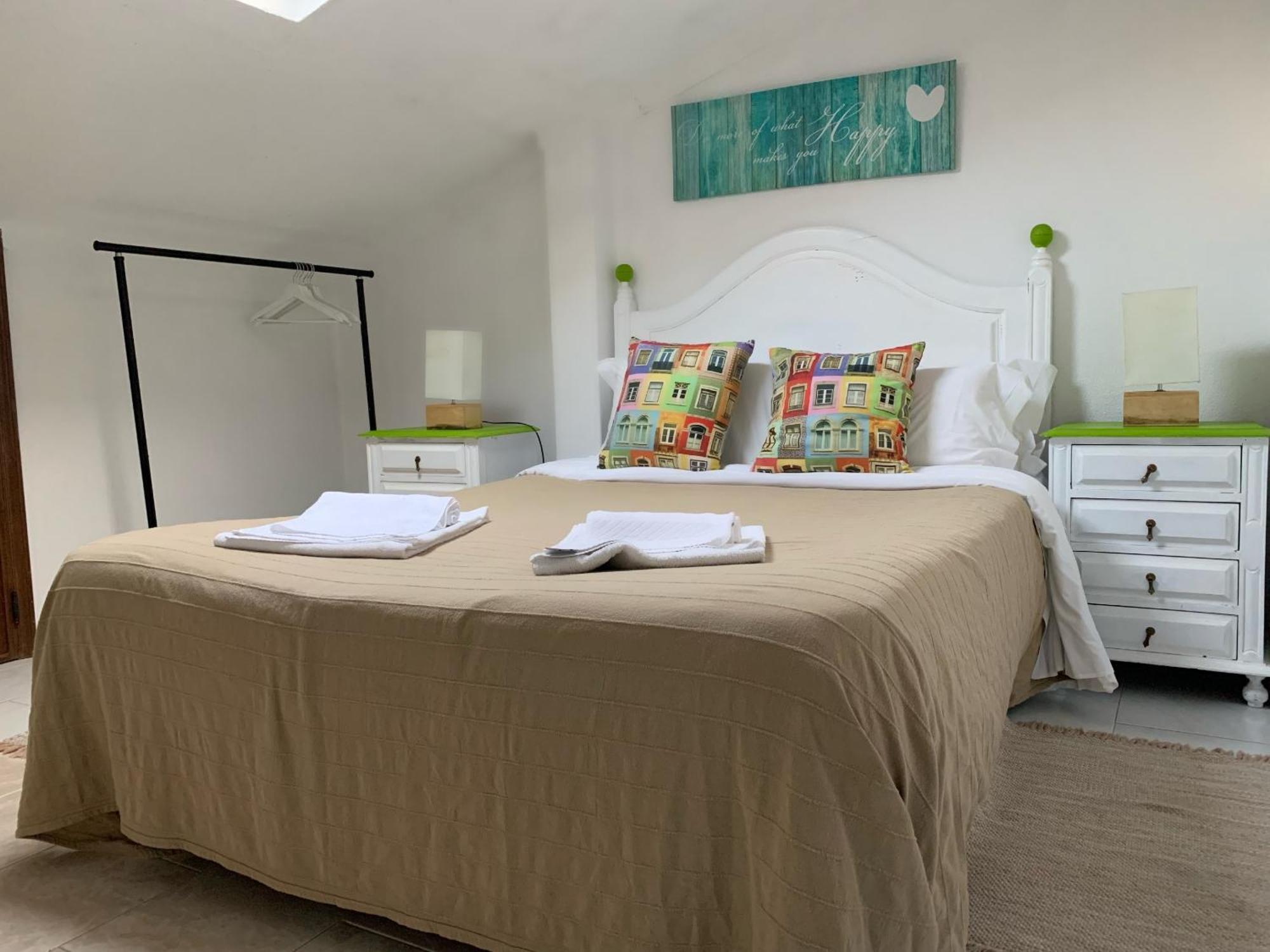 Manelisa Cascais Bed & Breakfast Room photo